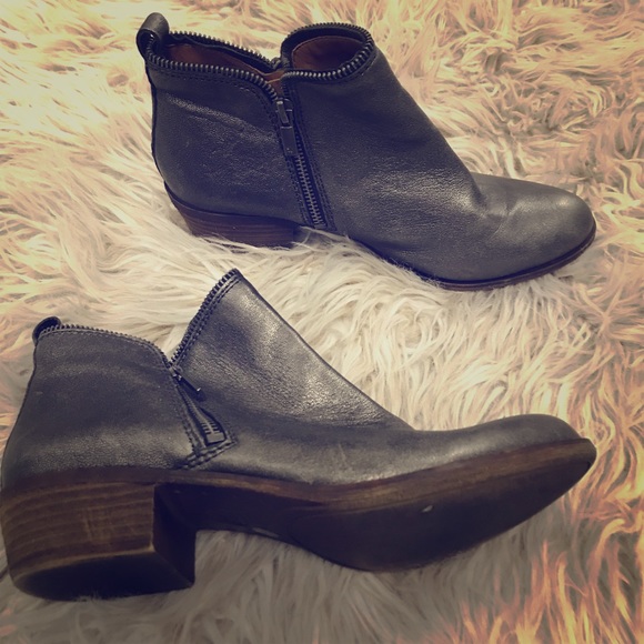 Lucky Brand Booties - Picture 1 of 3